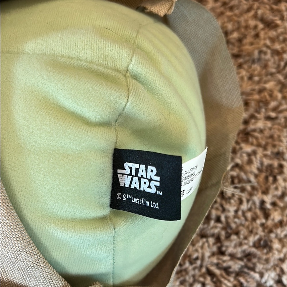 Grogu Baby Yoda Star Wars doll - Picture 3 of 3